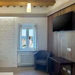 La Residenza Di Opera Arte Penzion 4*