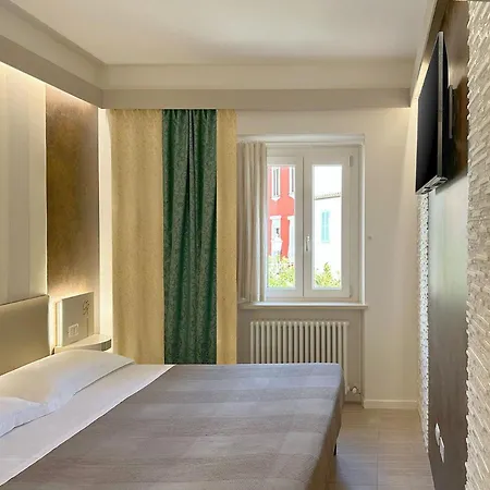 Πανσιόν La Residenza Di Opera Arte Numana