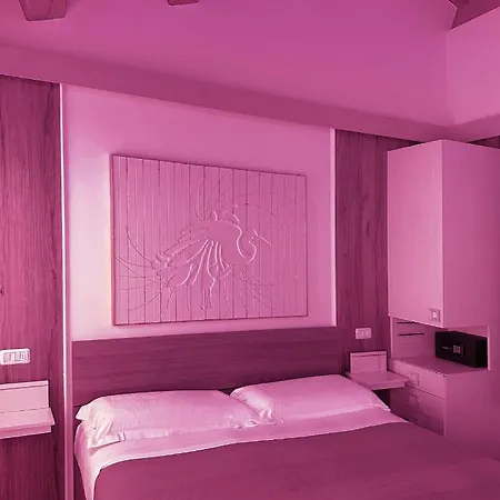 Πανσιόν La Residenza Di Opera Arte 4*