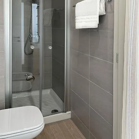 La Residenza Di Opera Arte Vendégház